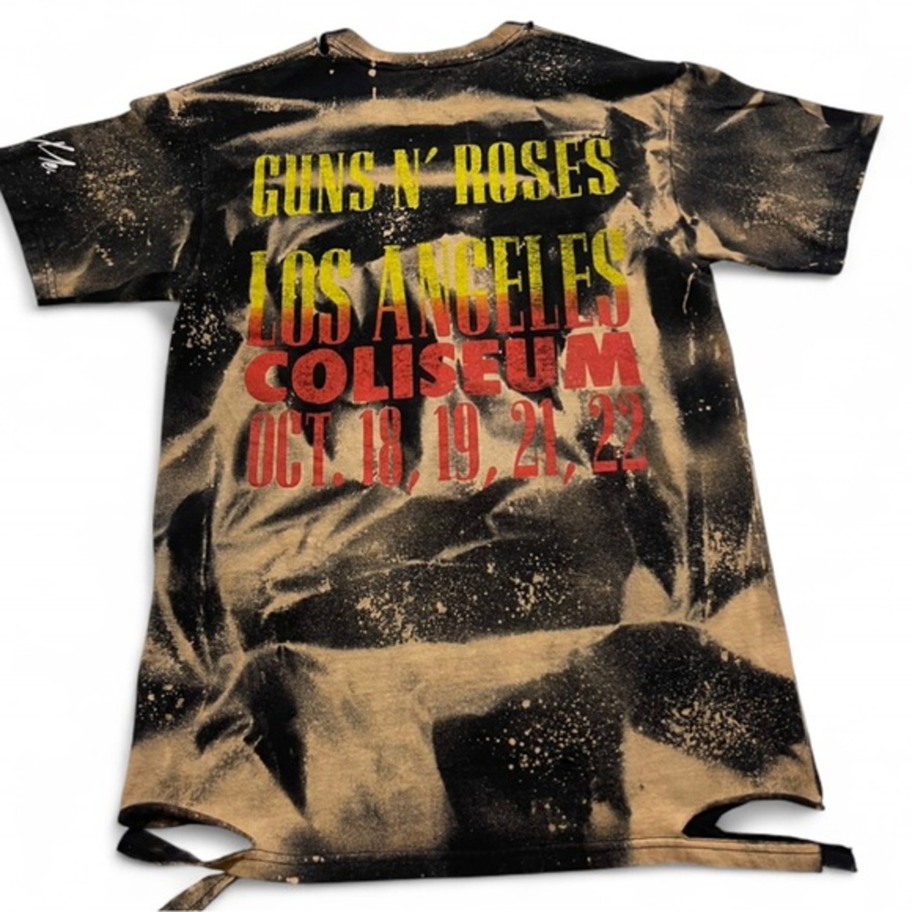 PHNTM Guns N’ Roses Distressed Front/Back Graphic Tee
